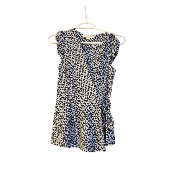 Monteau Los Angeles Blue White Floral Faux Wrap V-Neck Top Short‎ Sleeve Size M - Picture 1 of 14